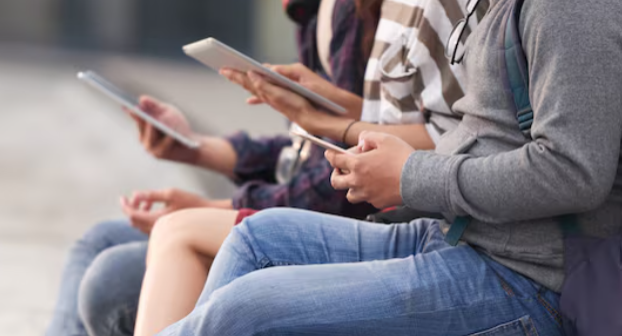 Young Men Falling Prey to Online Sexual Extortion Scams, Australian Watchdog Warns