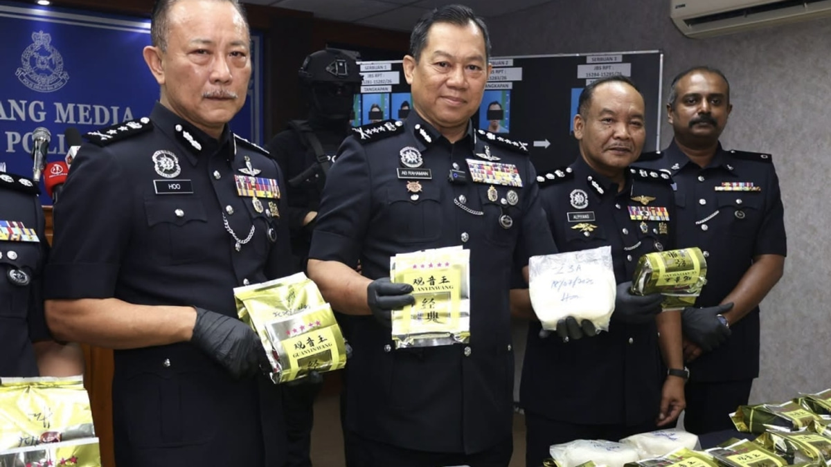 Eight arrested after police dismantle drug network operating from elderly man's car in Johor Bahru
