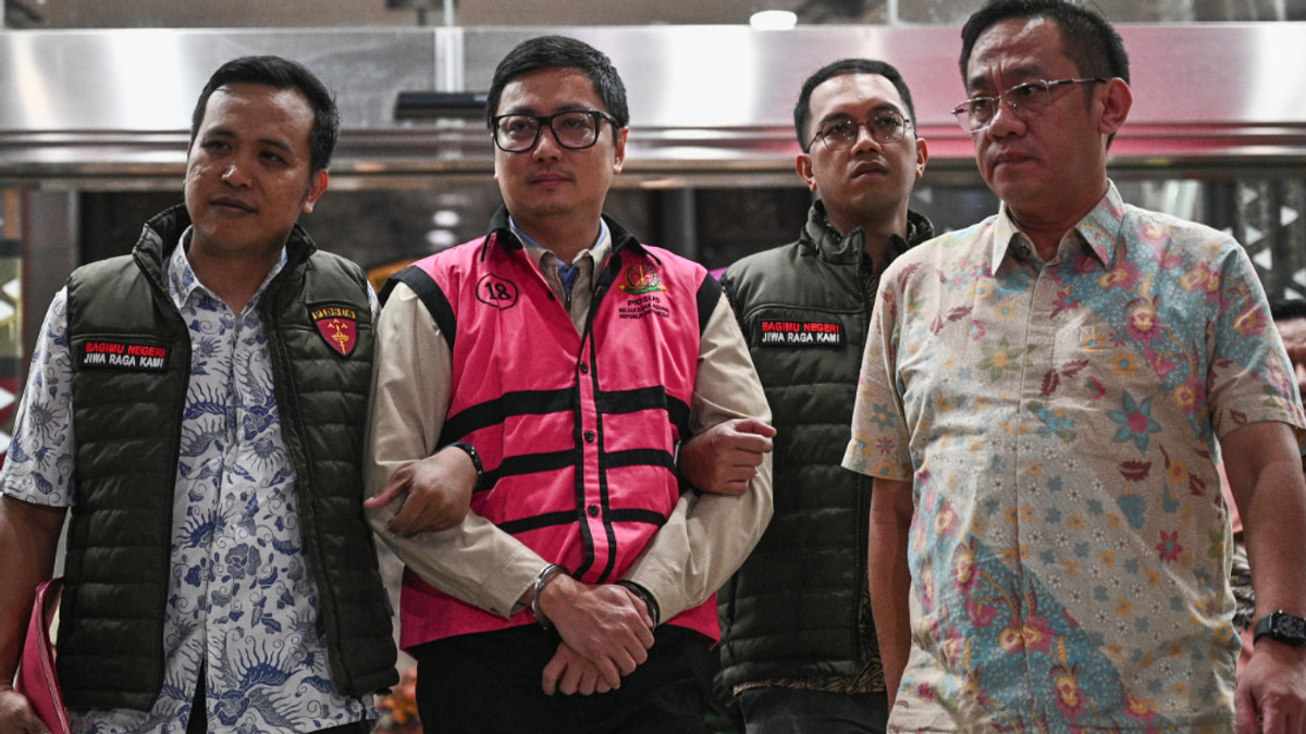 Indonesia expands corruption investigation into free school meals programme