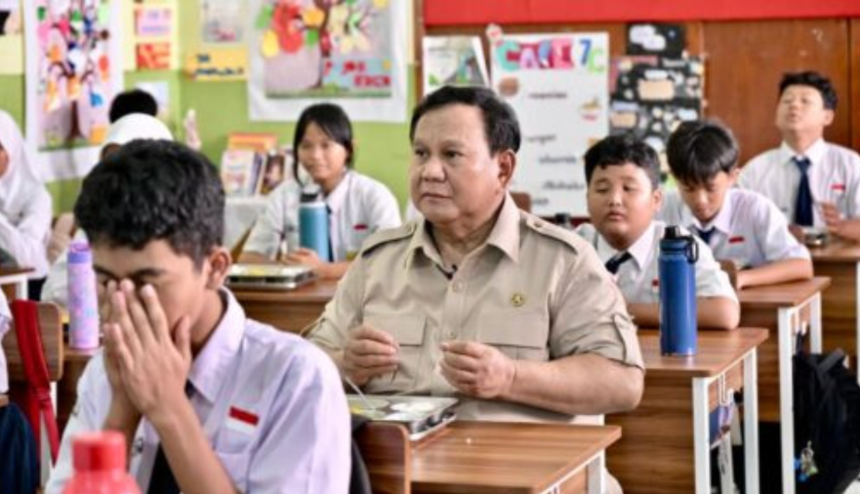 Indonesia's Free Meals Scheme Under Fire as Rights Body Cites Implementation Failures