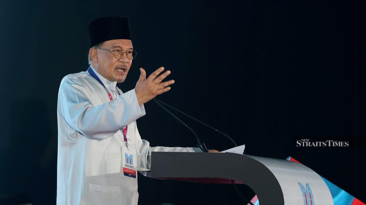 Cabinet to decide on AUKU abolition bid this week, Anwar confirms