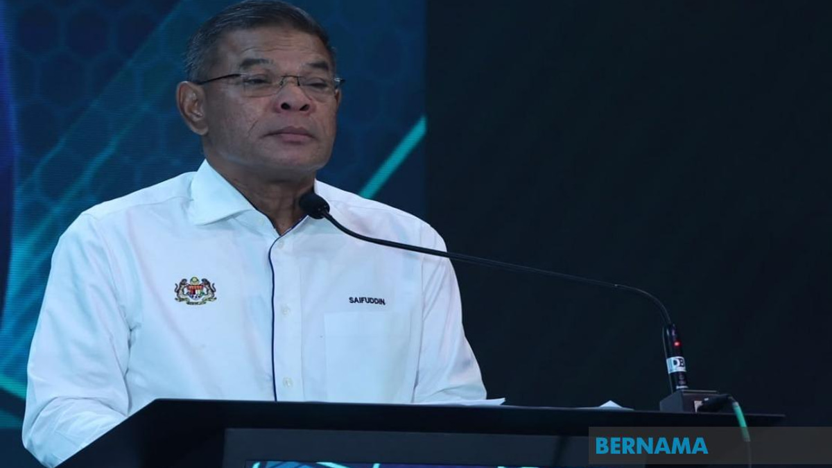 Immigration Department Targets RM5 Billion Revenue Collection in 2026, Says Saifuddin