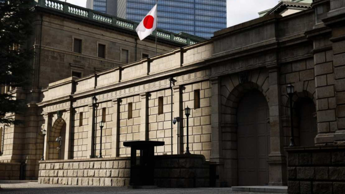 Japanese Yen Plumbs 39-Year Low as Dollar Strength Persists Despite Official Warnings