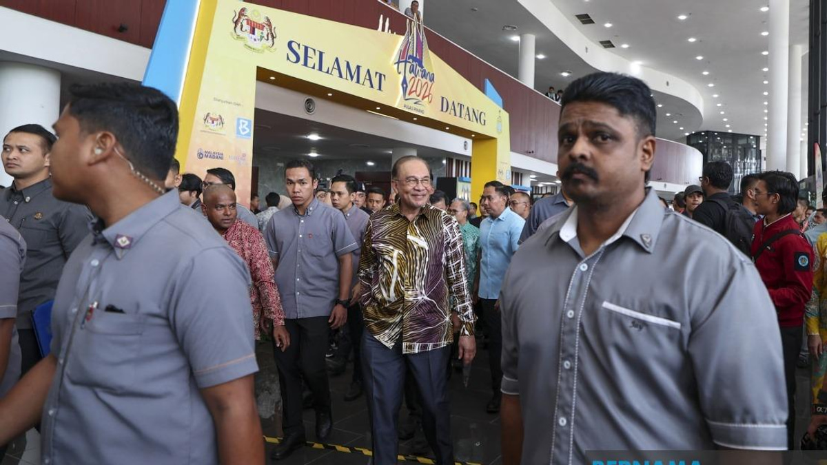 PM Anwar Officiates HAWANA 2026 National Journalists' Day Celebration in Penang