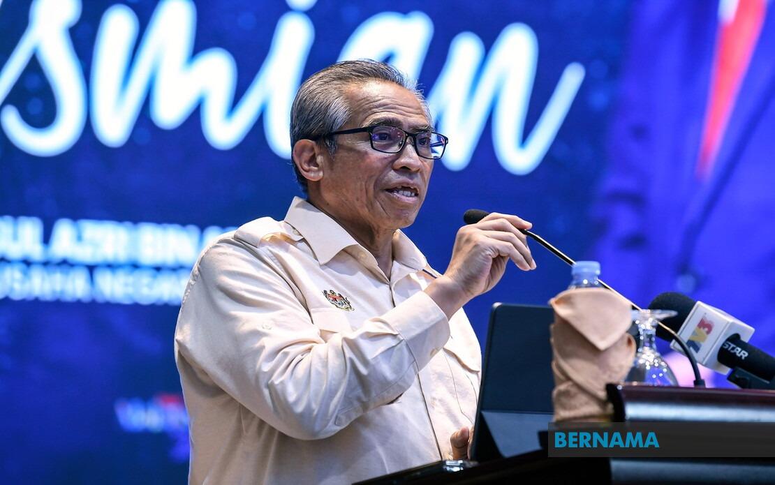Civil Servants Working From Home Must Still Deliver Results, Says Chief Secretary