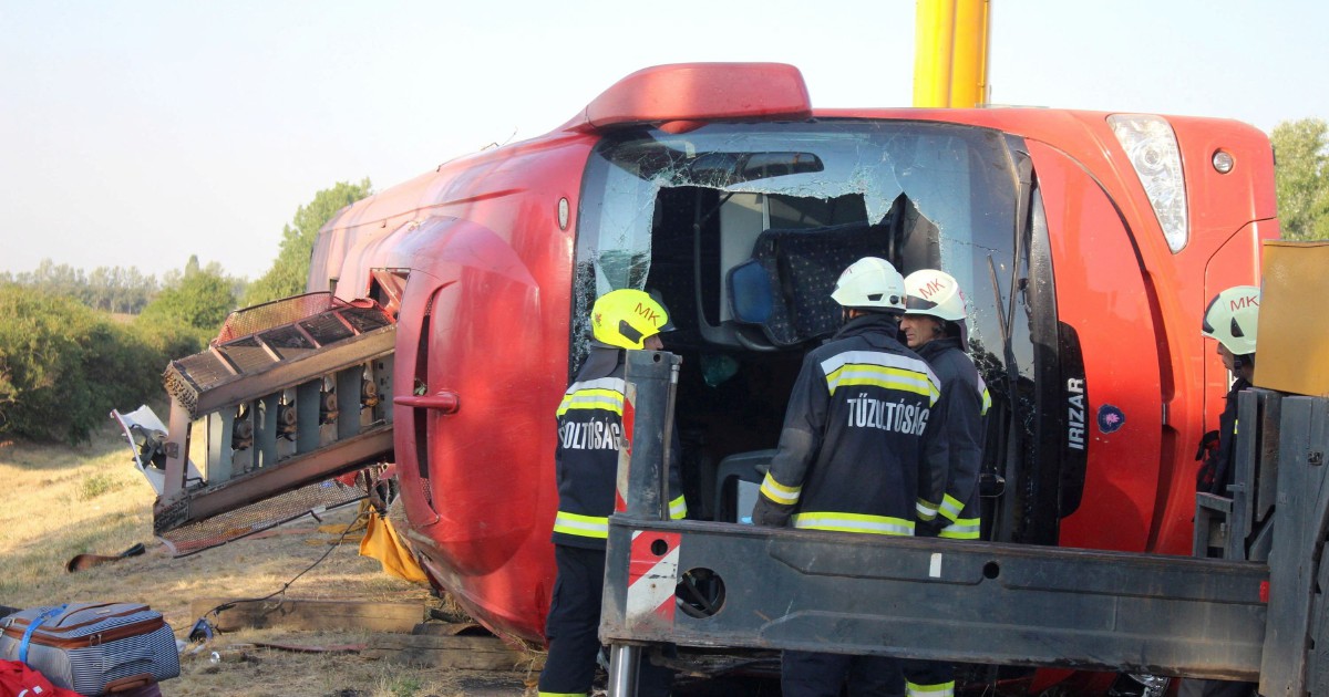 Polish Bus Overturns on Hungarian Highway, Killing 12 Passengers