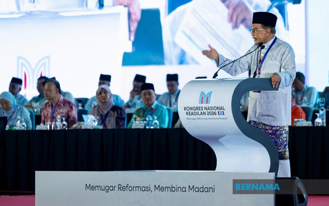 Anwar Rejects Reports of Strained Ties With Ahmad Zahid, Stresses Unity Government Stability