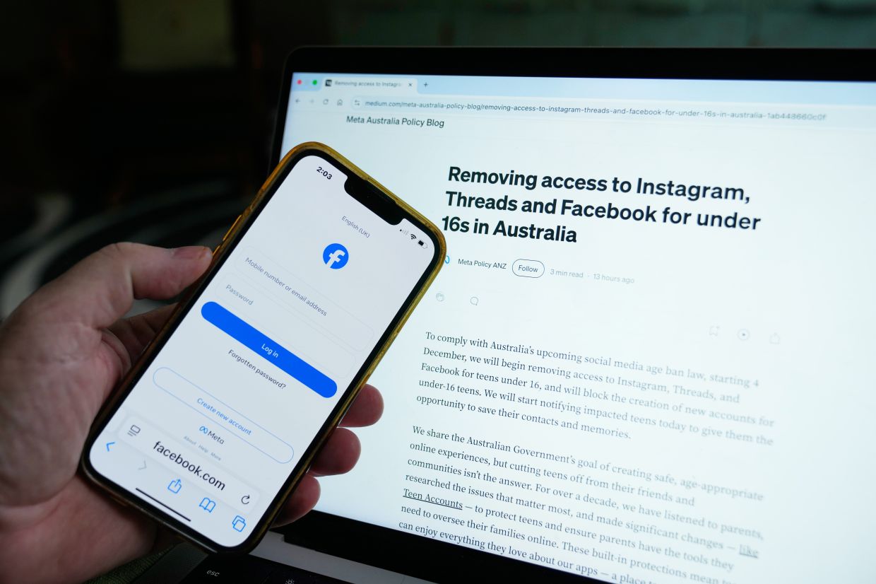 Australia's Child Social Media Ban Faces Political Hurdles as Enforcement Powers Stall