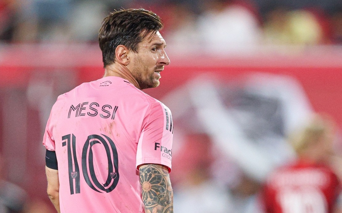 Messi Returns to Playing Following Father Jorge's Death