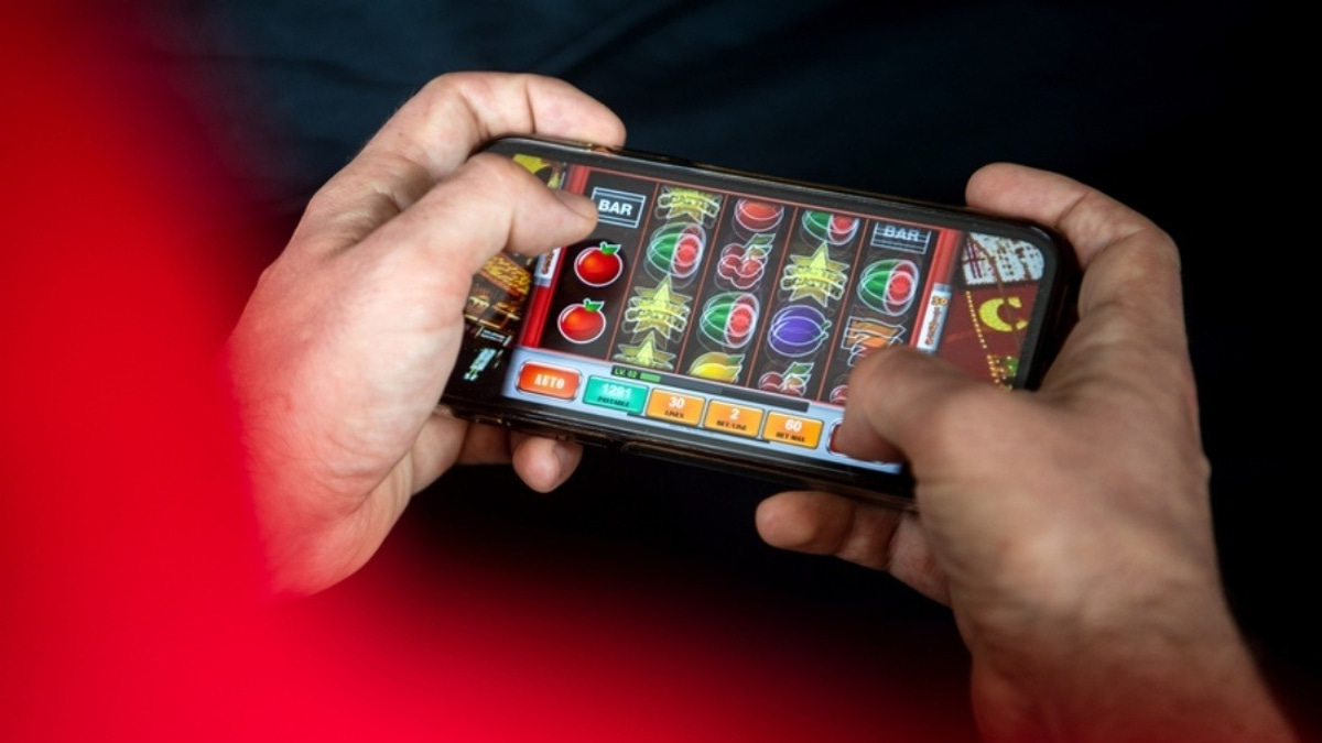 Indonesia Intensifies Online Gambling War, Blocking 3.7 Million Sites and Freezing Thousands of Bank Accounts