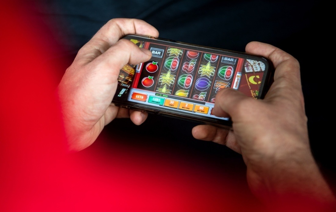 Indonesia Intensifies Online Gambling War, Blocking 3.7 Million Sites and Freezing Thousands of Bank Accounts