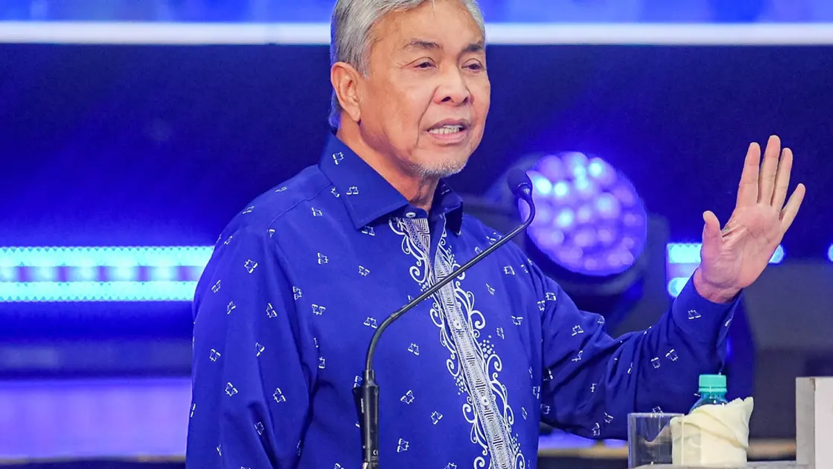 Zahid Credits Hadi for PAS Support of BN in Negeri Sembilan Election
