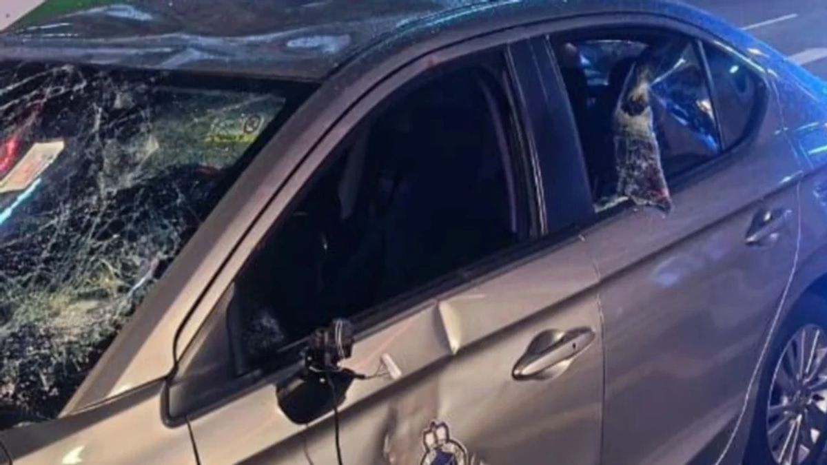 Foreign Homeless Man Arrested After Damaging Police Car in Kuala Lumpur