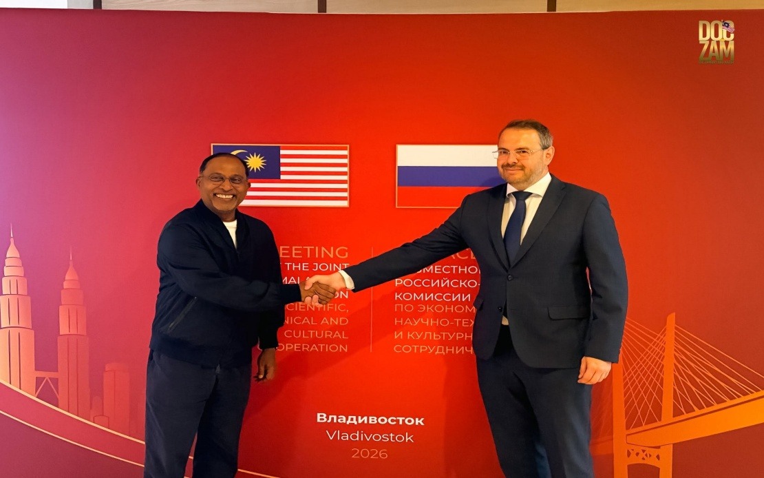 Malaysia and Russia Chart Ambitious Cooperation Agenda at Vladivostok Summit
