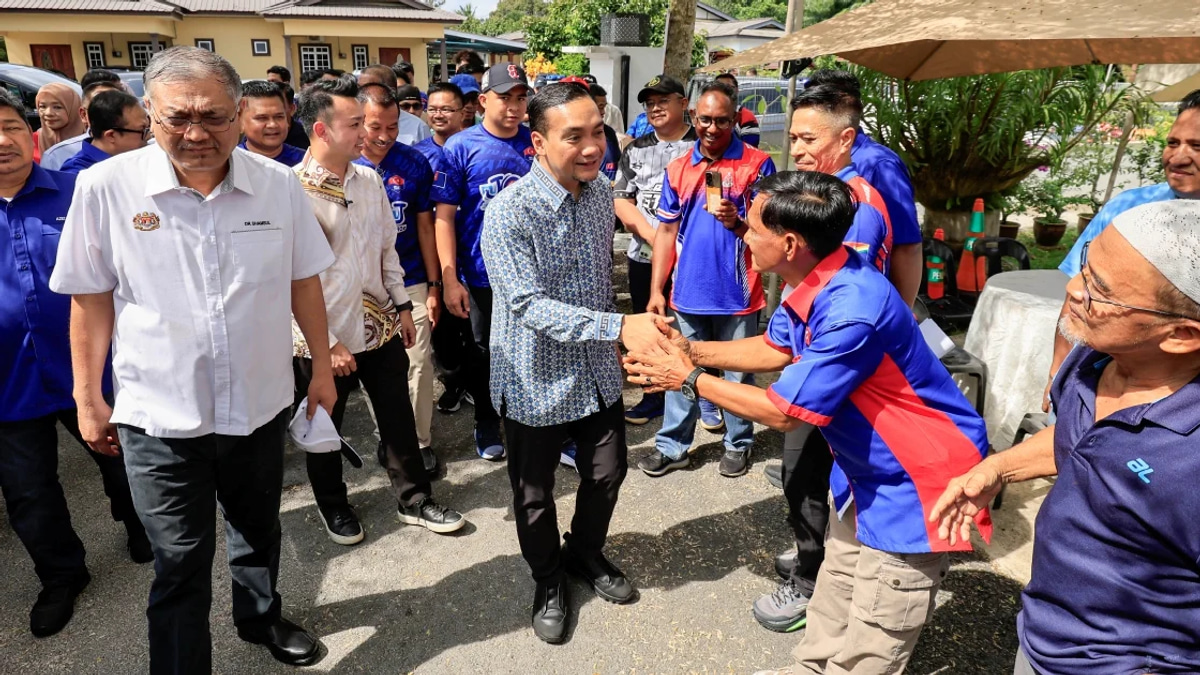 Onn Hafiz Defends PAS Strategy to Back BN in Non-Contested Seats