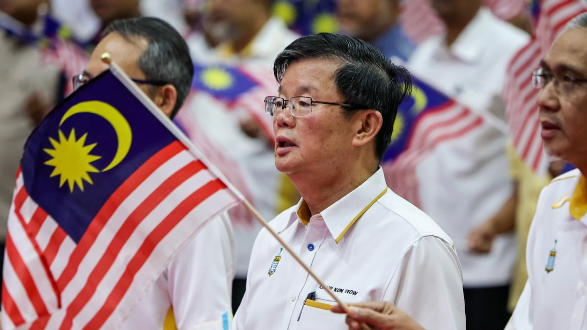 Penang CM Chow pushes for DAP cohesion amid shifting political alliances