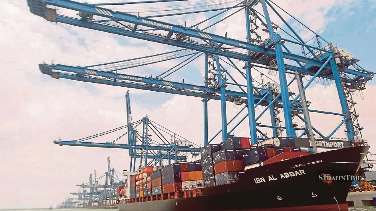 Port Klang 3 could break ground this year as land disputes near resolution, says Loke