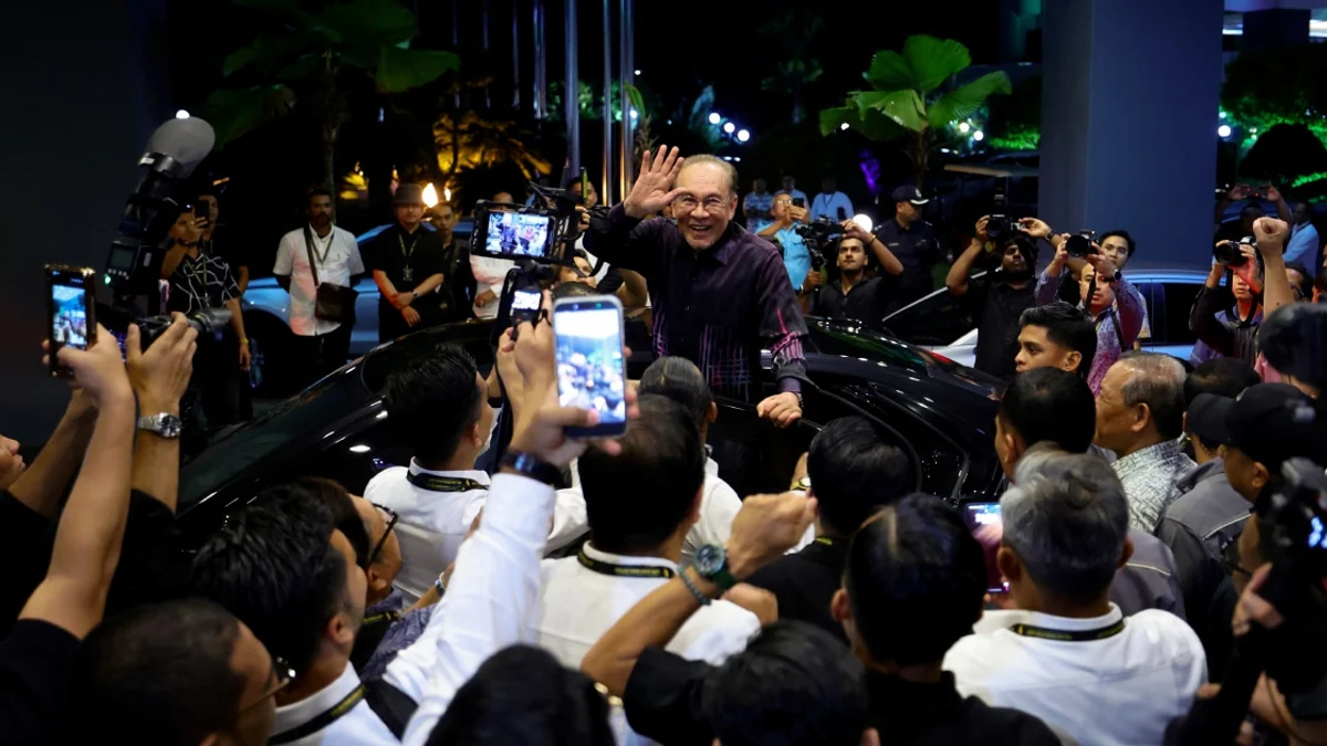 Anwar identifies abuse of power as Malaysia's core challenge, not racial tensions