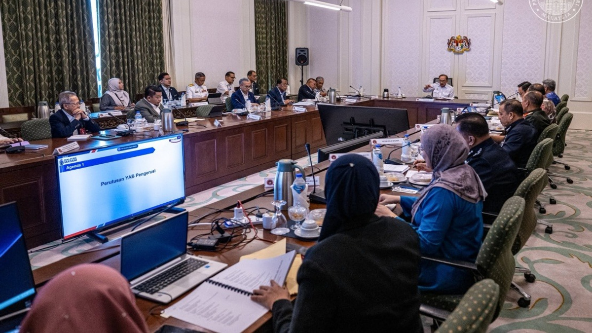 Malaysia Digital 2030 Initiative: PM Anwar Charts Course Toward AI-Driven Economy