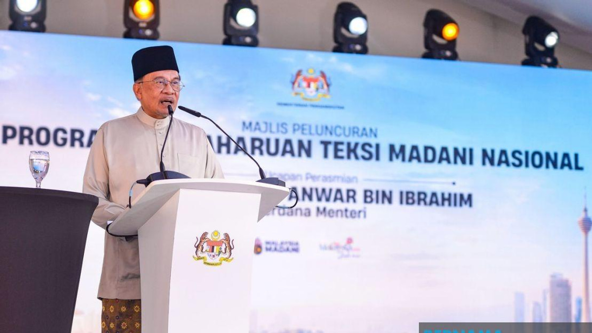 PM Anwar Doubles Taxi Modernisation Push With Extra RM10 Million Investment