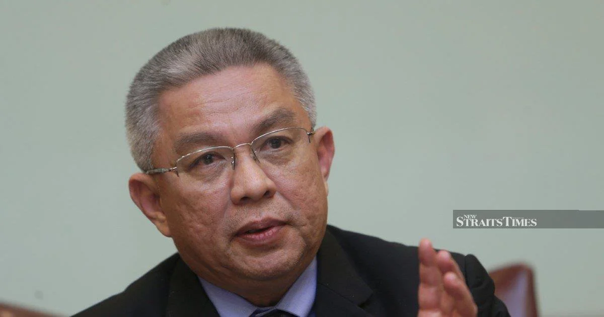 Dr Adham Baba and Ex-Bersatu Figures Feature in Johor BN's 56-Strong Slate