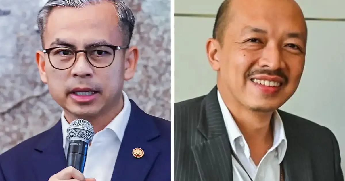 Foreign Minister Warns New Communications Chief Against Careless Remarks