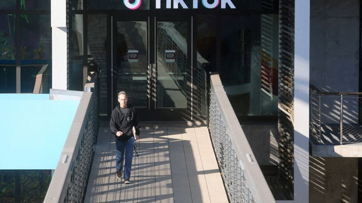 TikTok Settles Lawsuit From Minor Over Mental Health Harm as Social Media Legal Battles Intensify