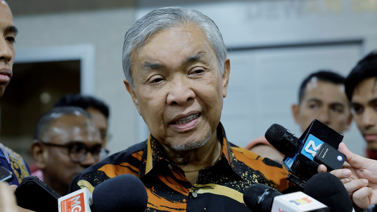 Zahid Defends BN's Negri Sembilan Leadership Choice Against Interference Claims