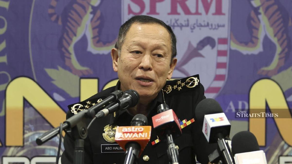 MACC Interviews 10 Officials in RM200 Million KWAP eFishery Investment Probe