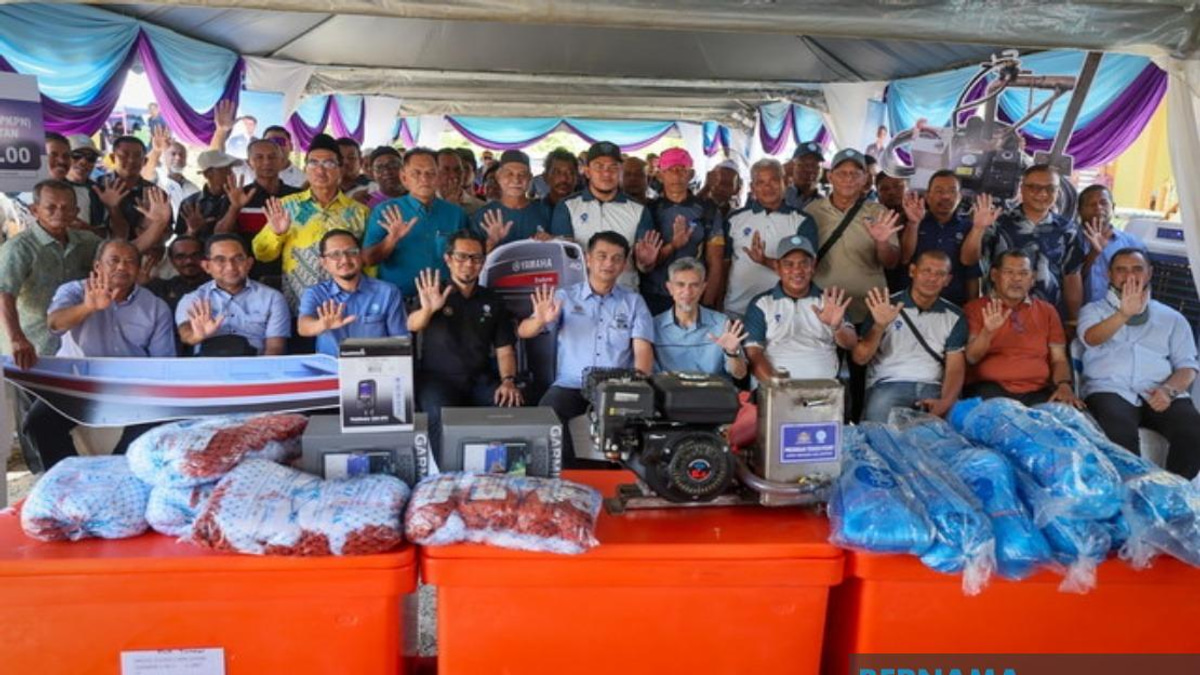 Malaysia Invests RM10 Million in Fishermen Housing While Pivoting Sector Toward Aquaculture