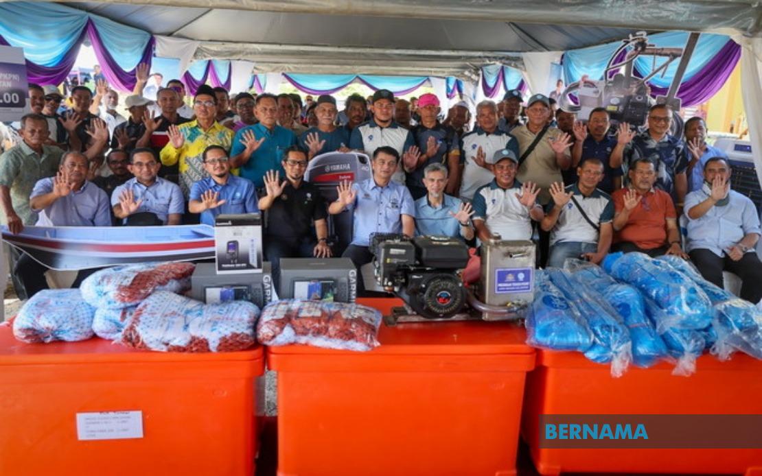 Malaysia Invests RM10 Million in Fishermen Housing While Pivoting Sector Toward Aquaculture