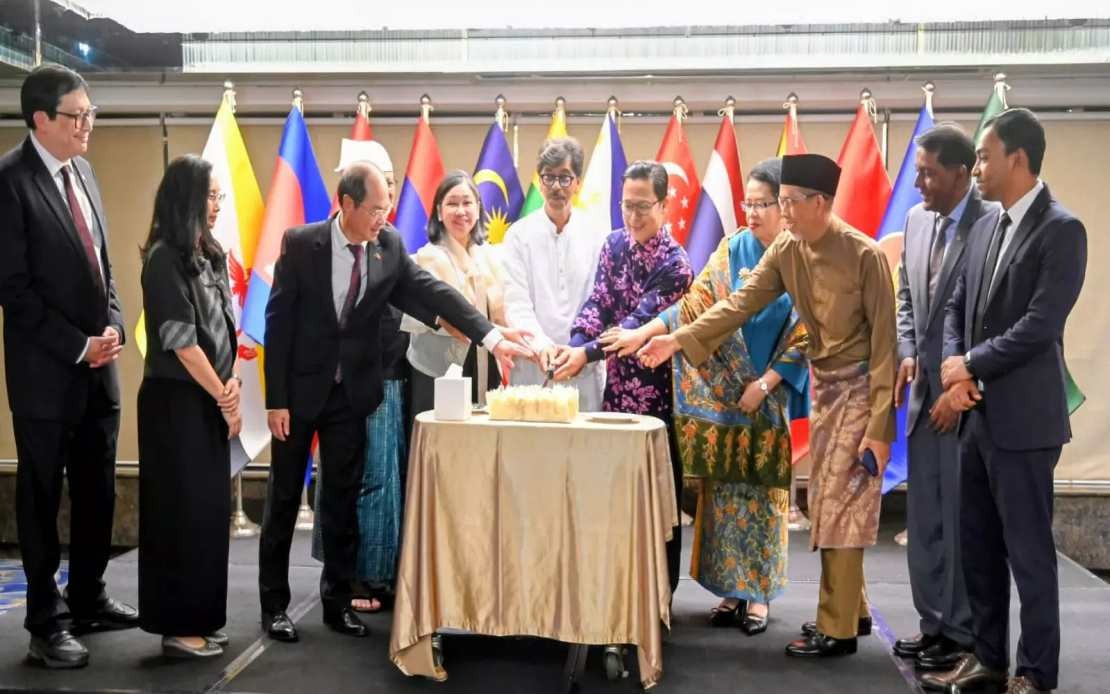Bangladesh Pushes for Closer ASEAN Ties, Eyes Sectoral Dialogue Partner Status