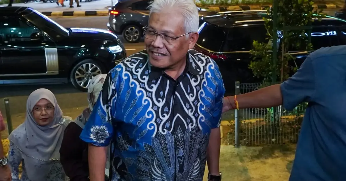 Hamzah and Other Opposition Figures Hold Closed-Door Meeting at PAS Headquarters