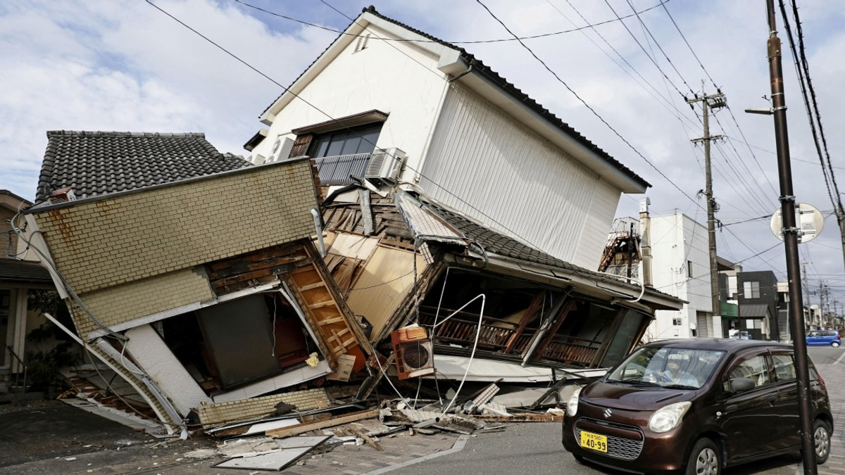 13 Dead as Magnitude 7.1 Earthquake Strikes Japan's Kumamoto Prefecture