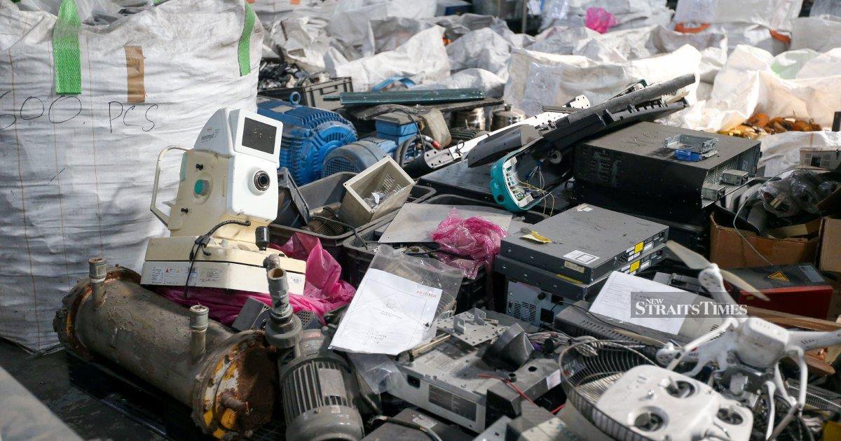 Ten GOF personnel arrested in Penang e-waste factory extortion probe