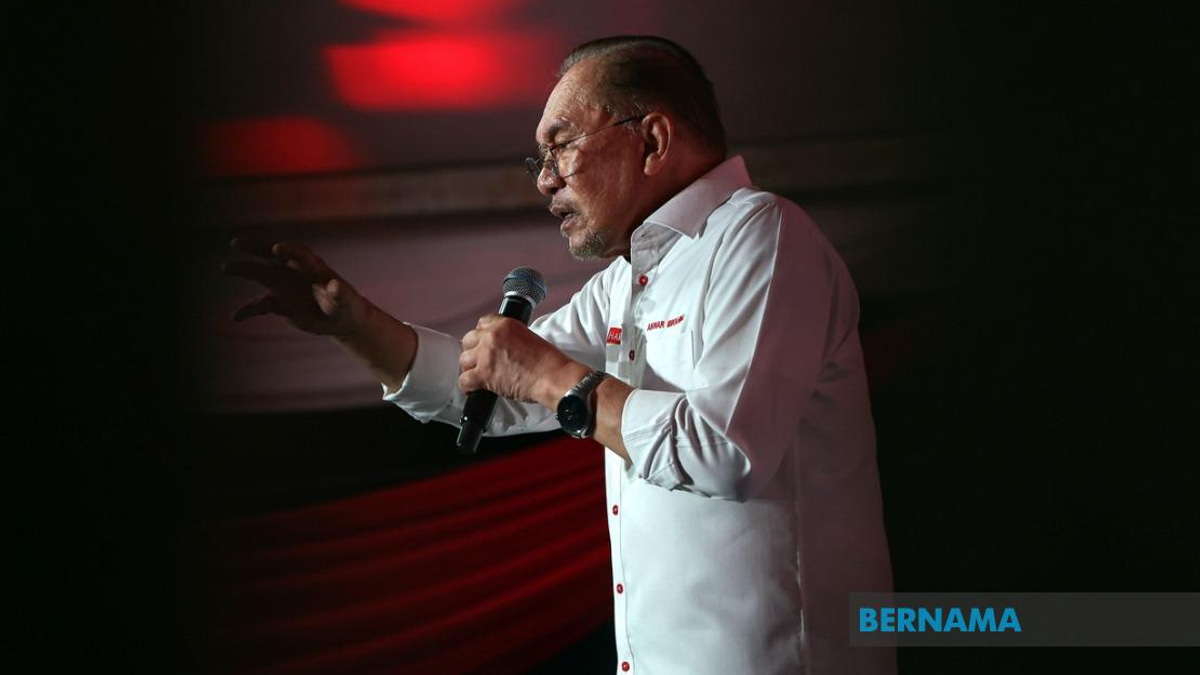 Anwar Pledges Integrity-First Governance Model for Malaysia and Region