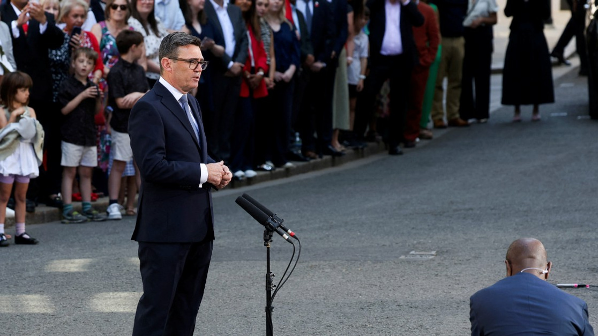 Burnham Takes Helm as New UK PM, Reshuffles Cabinet and Charts Leftward Course