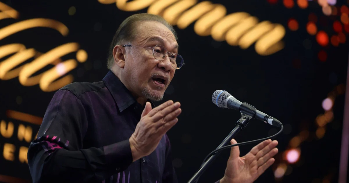 Malaysia Pivoting to High-Tech Economy, PM Anwar Declares New Era for Semiconductors and AI