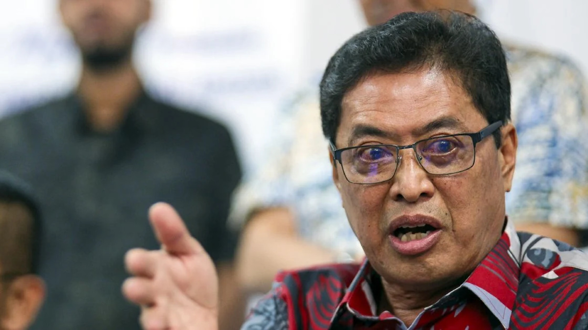 Zaid Ibrahim Challenges Attorney General's Secrecy Over Azam Baki's Share Holdings