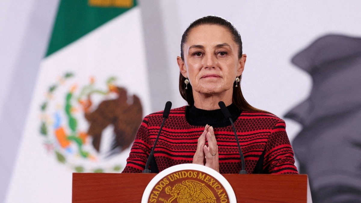 Mexican President Sheinbaum Accepts Trump's Surprise World Cup Final Invitation
