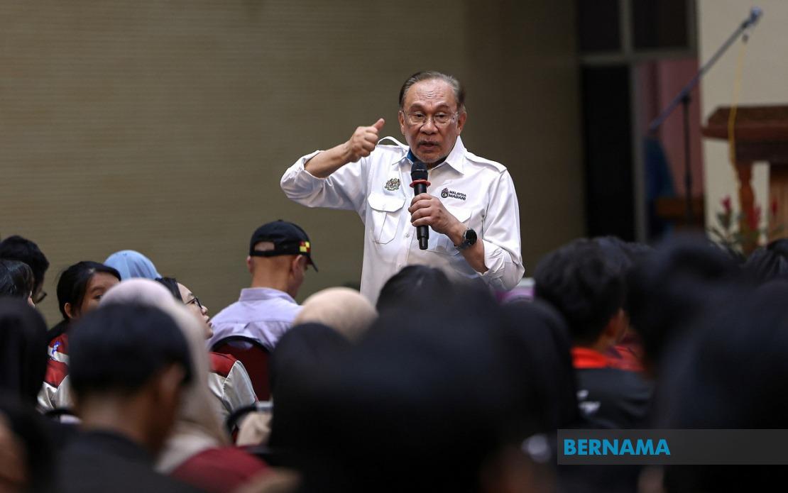 Merit and Need Both Key to Matriculation Access, Says PM Anwar