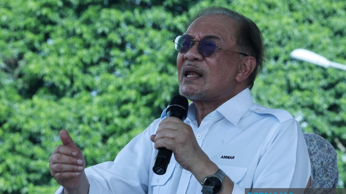 Government to Accelerate Affordable Housing Push for Civil Servants, Says Anwar