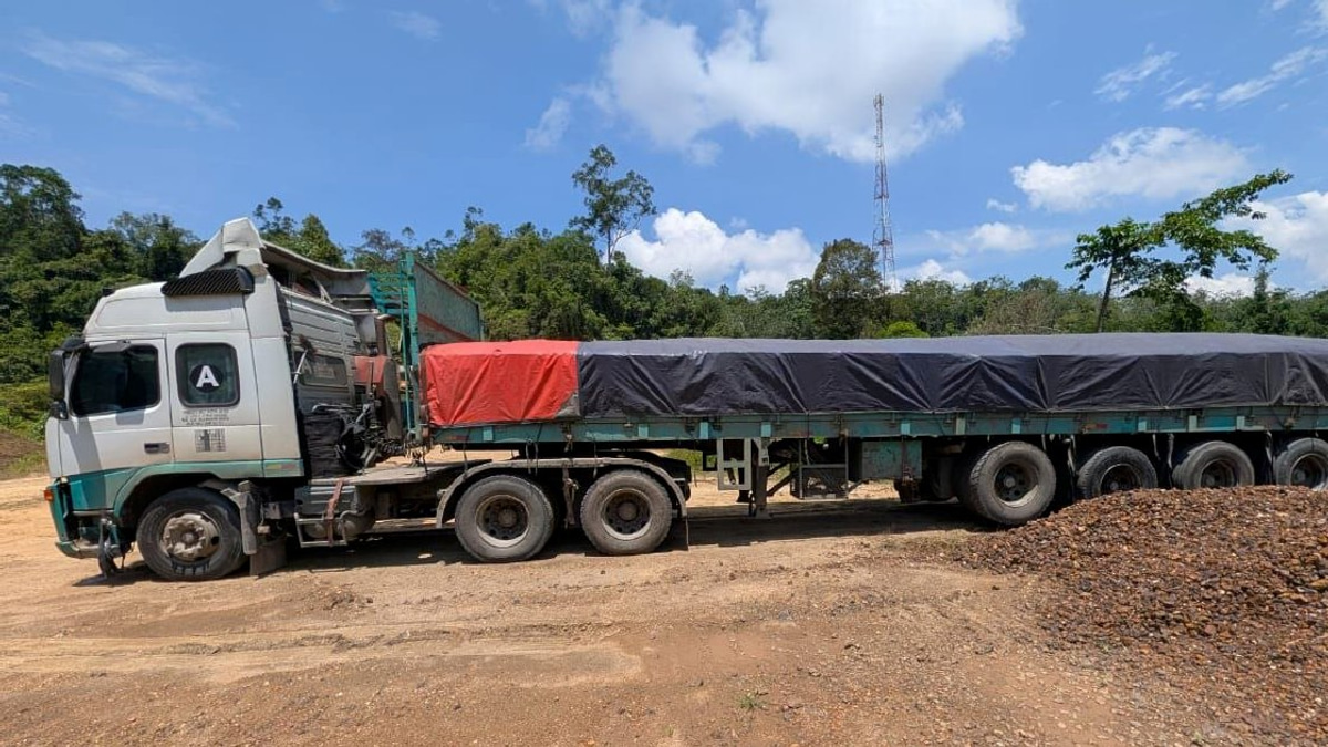 Six held as crackdown on illegal mining nets RM2.98 million in seized assets