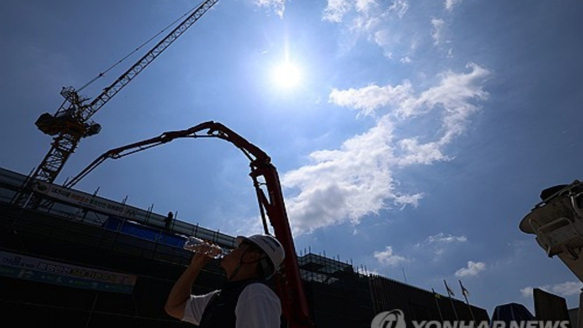 South Korea Swelters Under Record Heat as Busan Hits 122-Year High