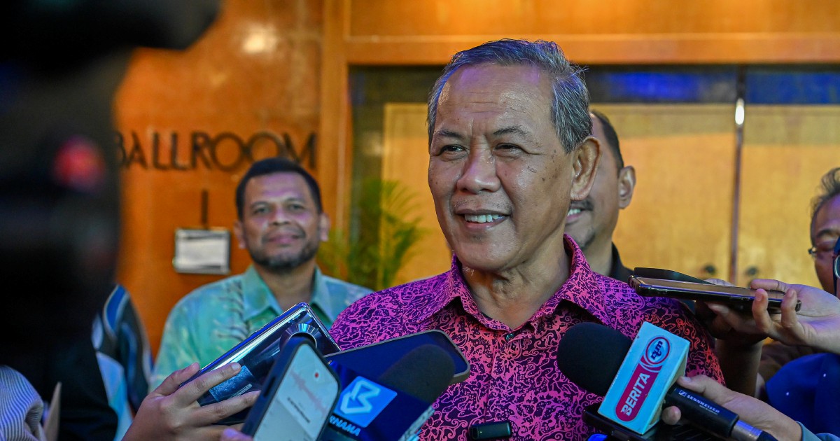Focus on flood solutions, not politics, Negri Sembilan leader urges amid Linggi mitigation works