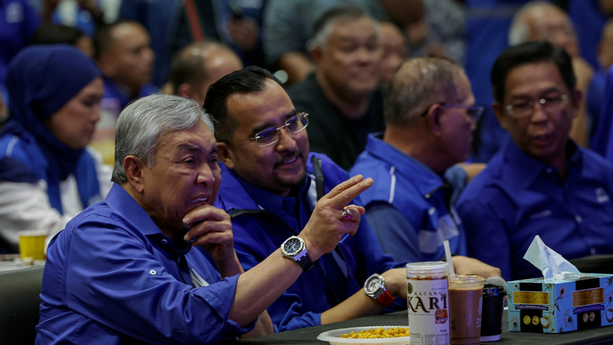 Asyraf warns Umno against repeating arrogance after Negri Sembilan triumph