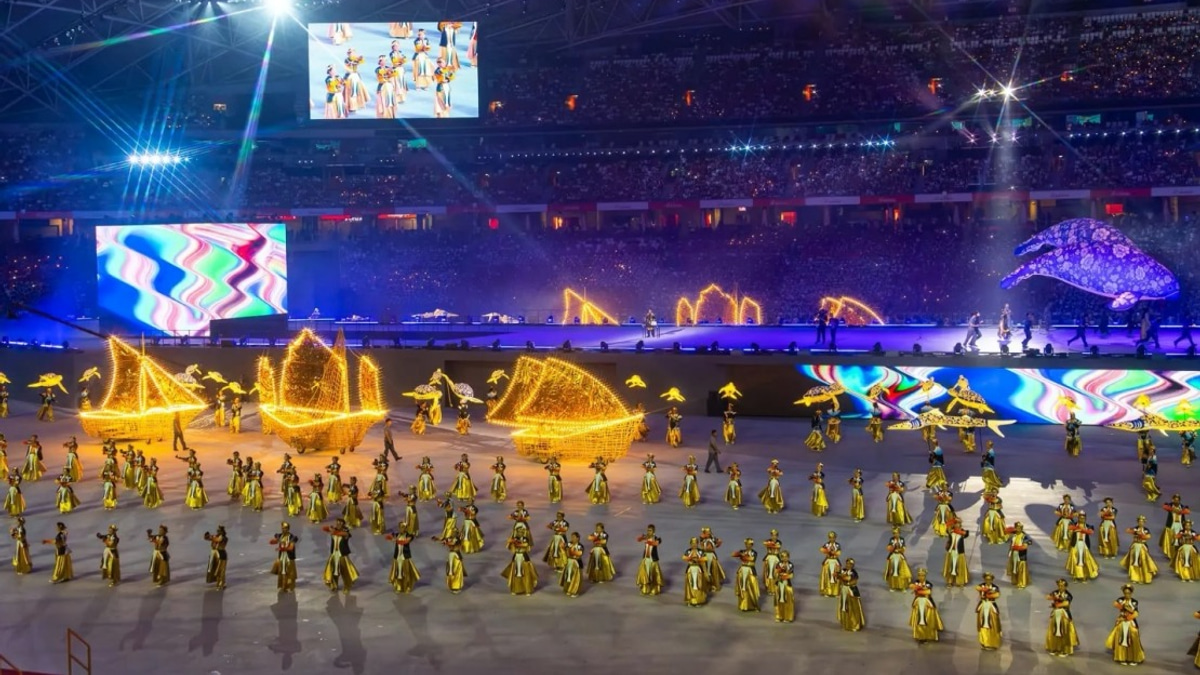 Singapore Marks 61st National Day with Historic Stadium Parade Return