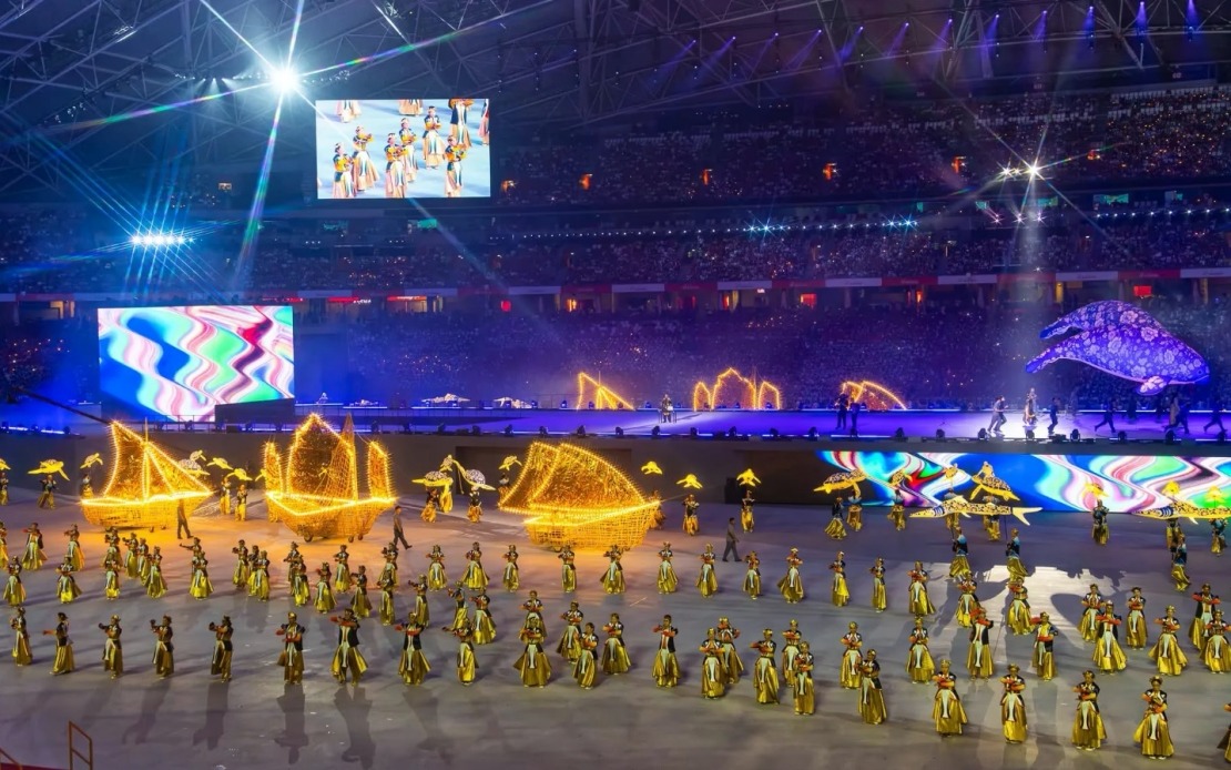 Singapore Marks 61st National Day with Historic Stadium Parade Return
