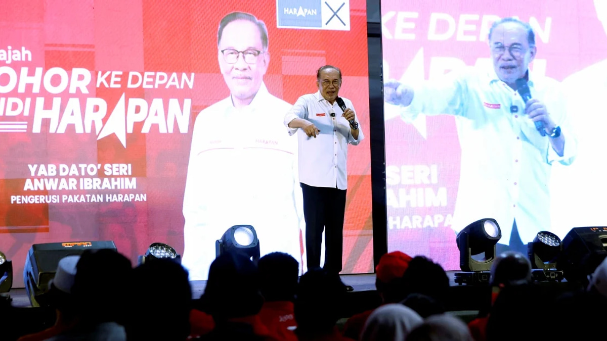 Anwar accuses Barisan Nasional of dissolving Johor assembly to restore former grip on state