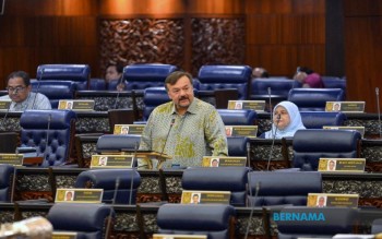 Government Disburses Over RM500 Million in Micro-financing Within Six Weeks